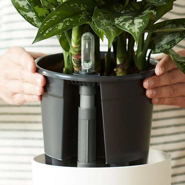 Eco-friendly: Manufactured using 100% recycled materials